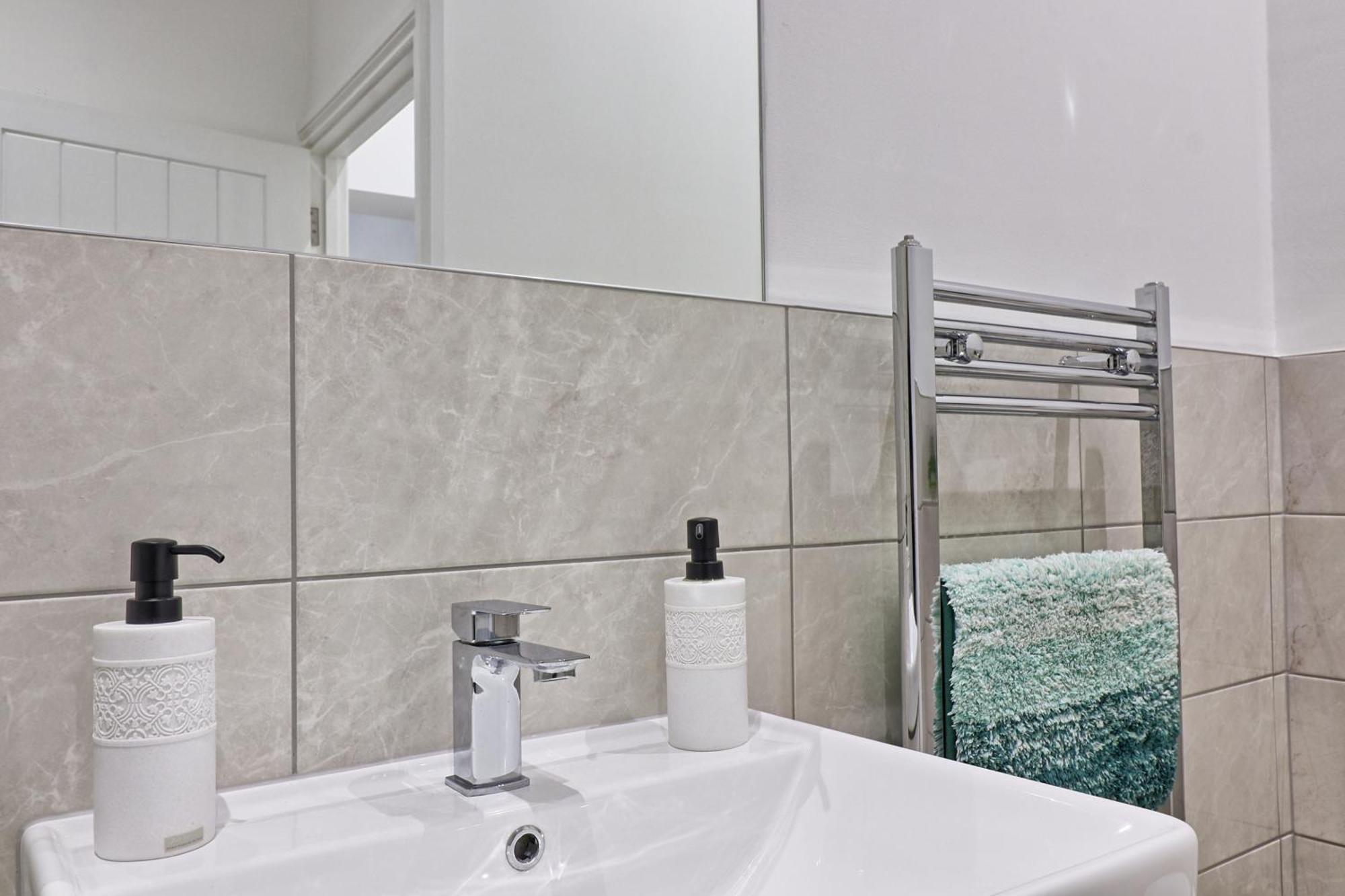 Chelmsford City Central Ground Floor Apartment Next To Town Centre Kültér fotó
